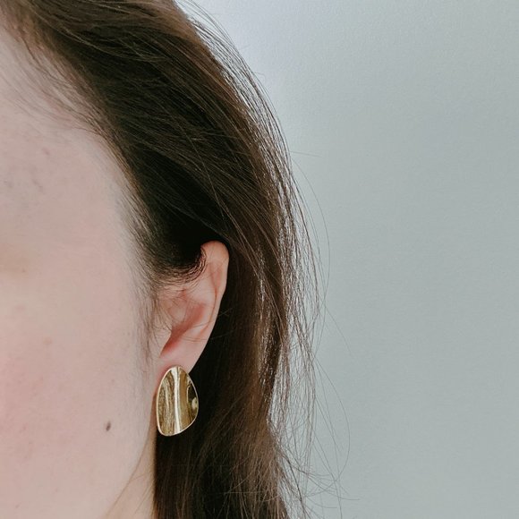 Adornmonde Blaisot Gold Earrings - Picture 4 of 5